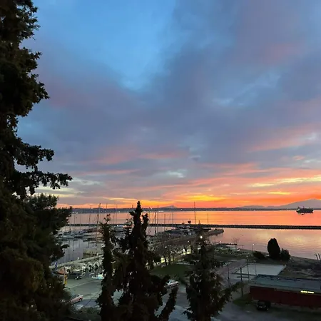 Horizon View Kalamaria Apartment